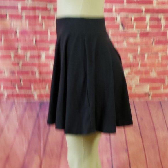 Pins & needles skater Black stretchy mini skirt XS - Picture 4 of 6